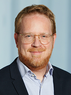 Arno Schlueter portrait